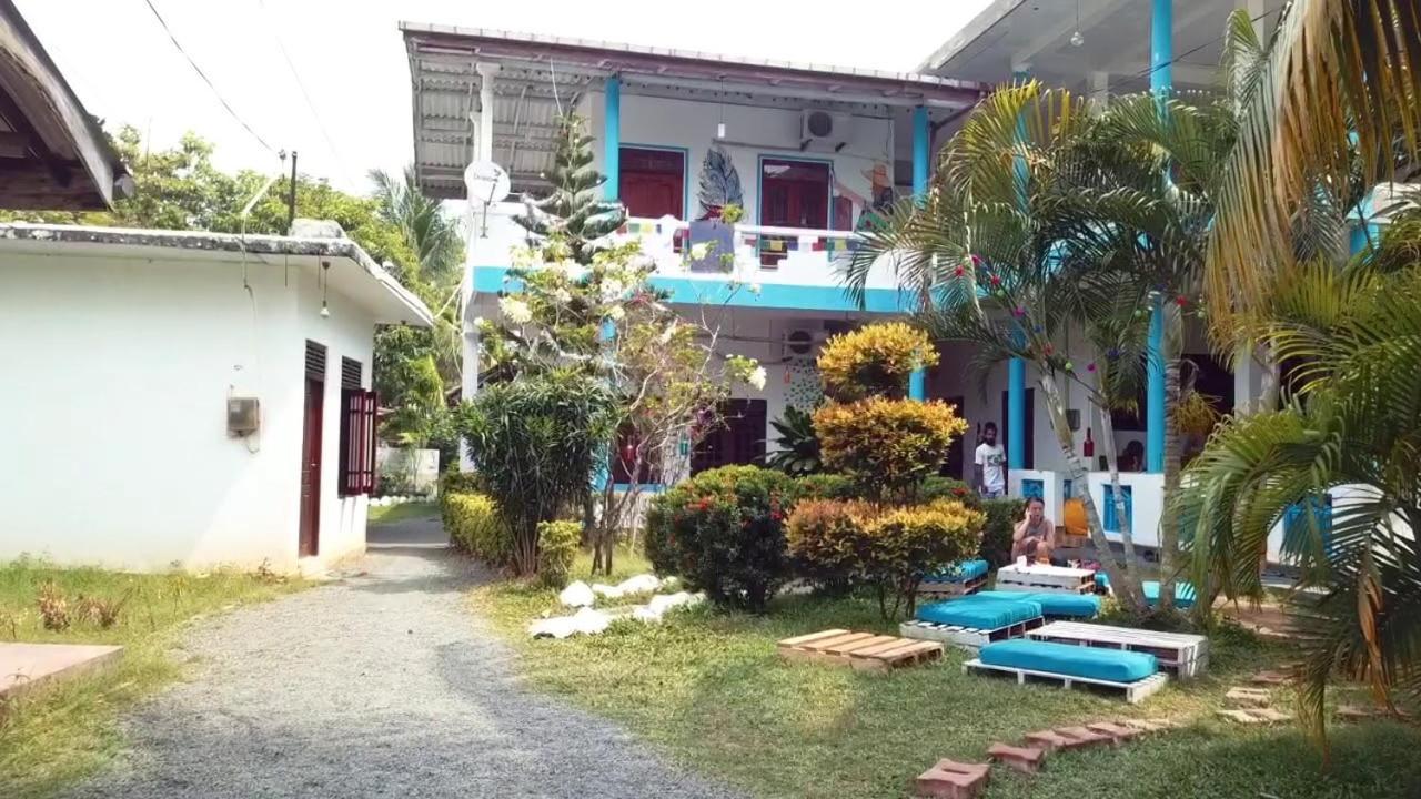 Kismet Rest Mirissa Hotel Exterior photo
