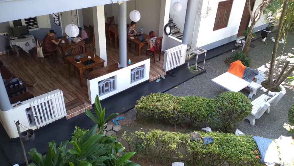 Kismet Rest Mirissa Hotel Exterior photo