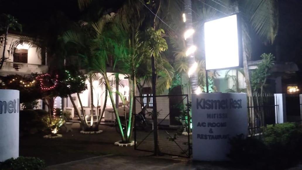 Kismet Rest Mirissa Hotel Exterior photo