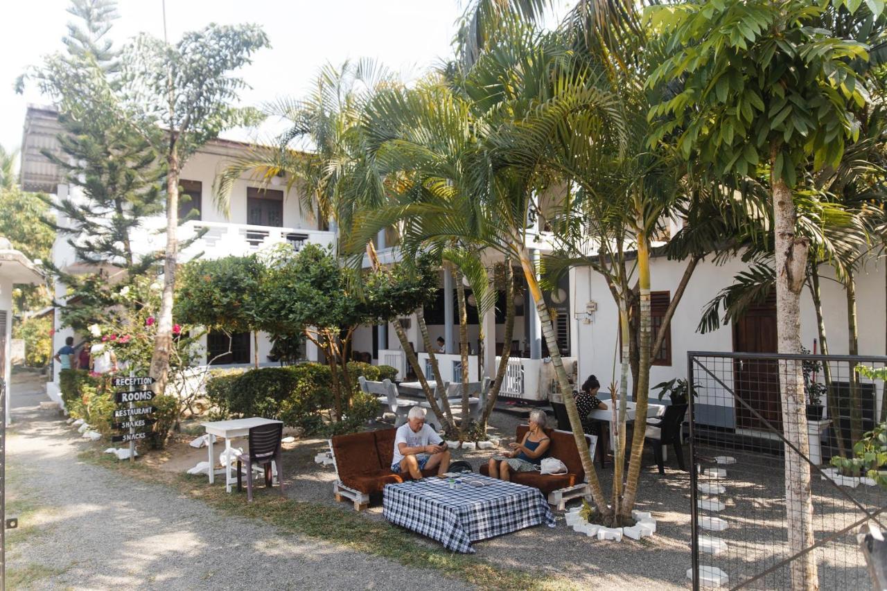 Kismet Rest Mirissa Hotel Exterior photo